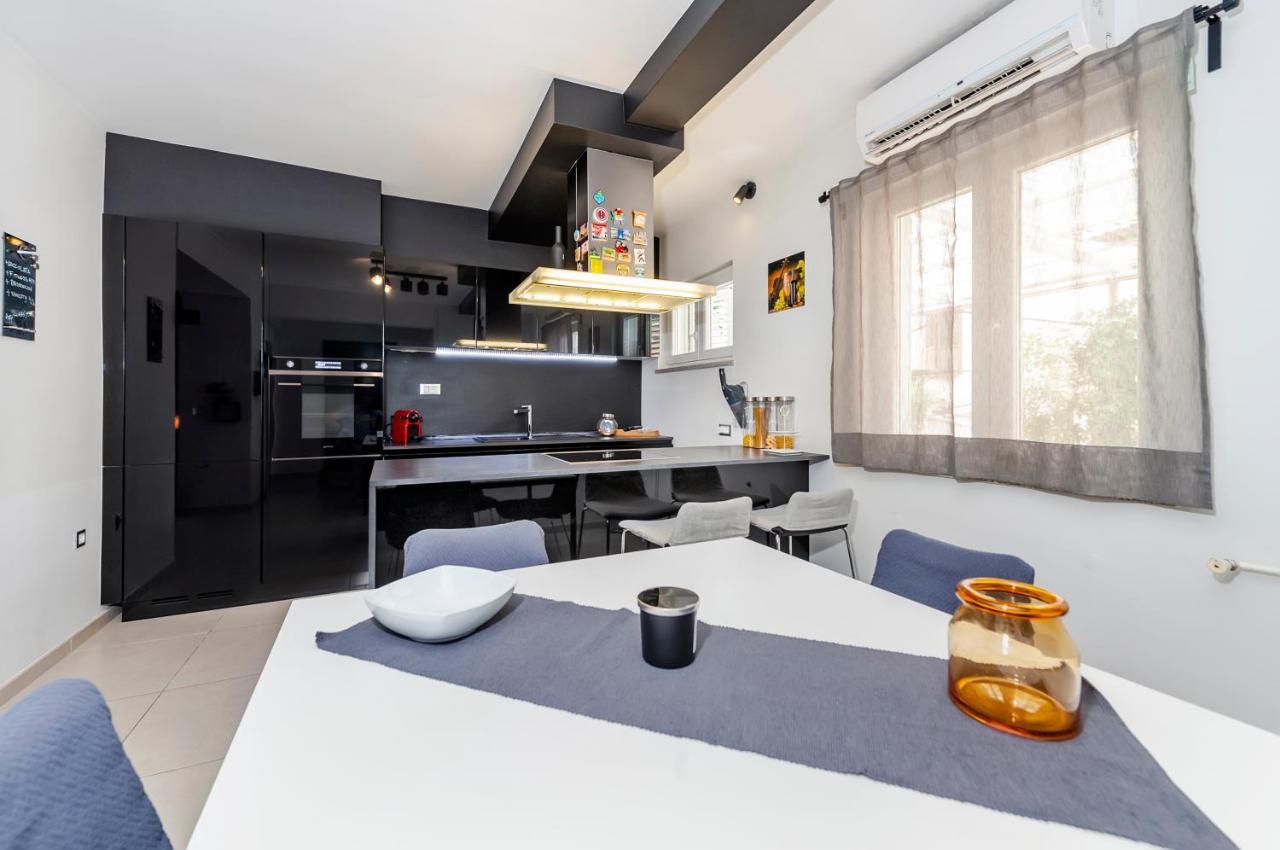 Apartment Cave Rovinj Extérieur photo